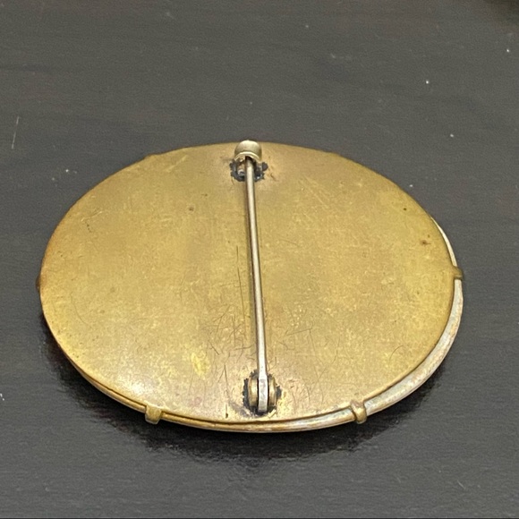 Vintage Victorian Hand-painted Purple Flower Porcelain Cameo Brooch - Picture 4 of 8